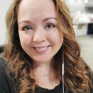 Meet your Posher, Marisa